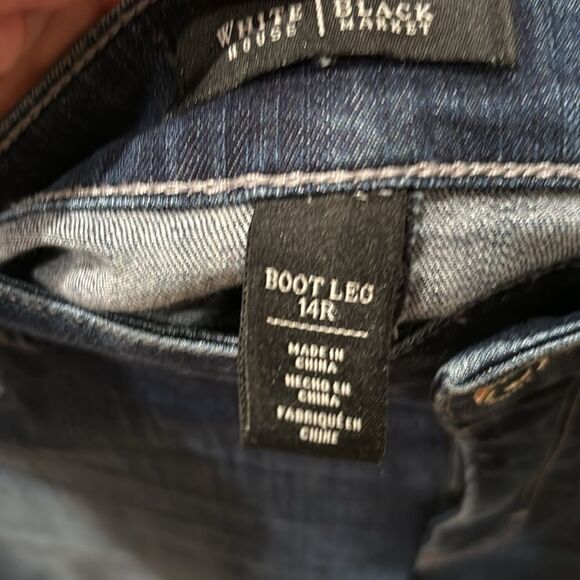 White House Black Market woman's blinged out denim jeans - Picture 11 of 11